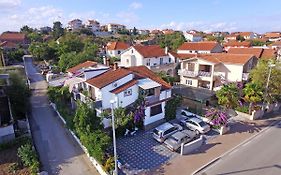 Apartments Ante